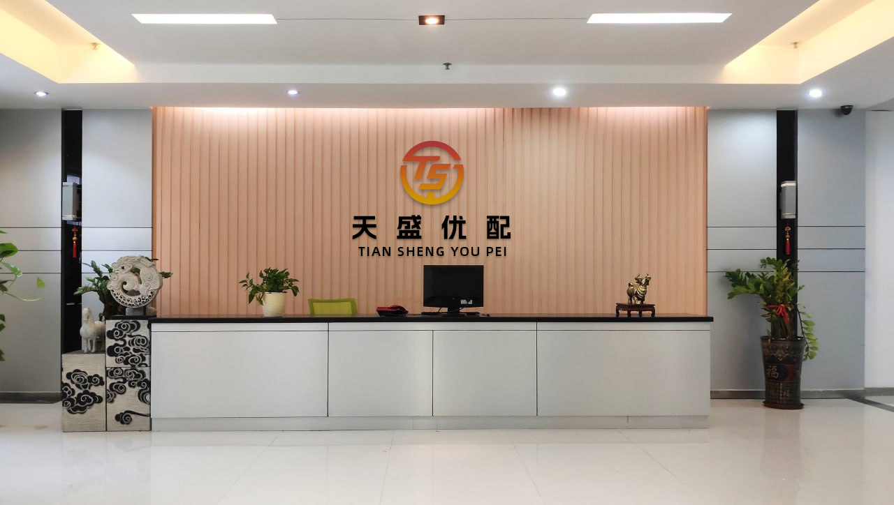 米配资 复古有格调！小小配饰直接拿捏复古巴恩风...